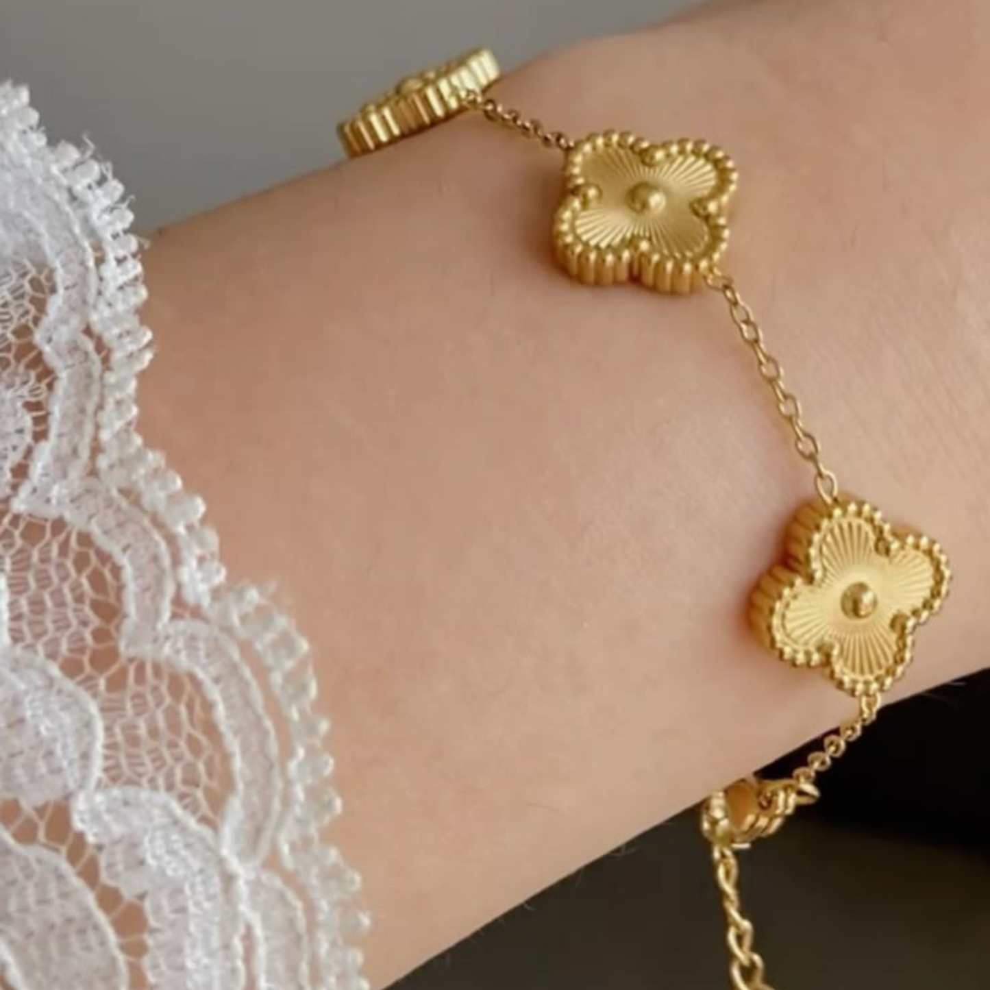 Clover Bracelet Golden 18K Gold Plated Anti-Tarnish